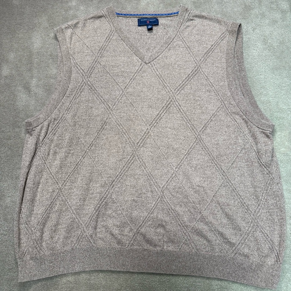 Saddlebred Men's V-Neck Sweater Vest in Tan